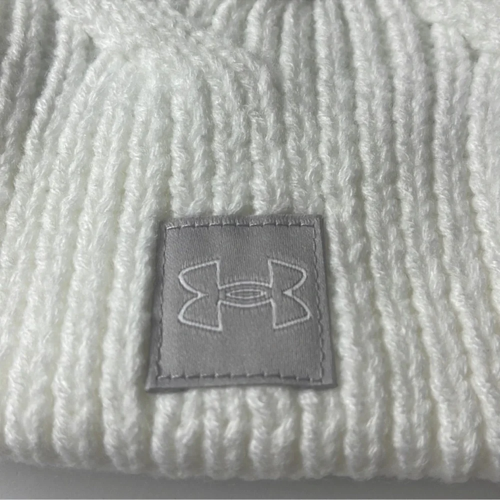 Under Armour Half Time Cable Knit Beanie Winter Hat White